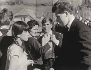 Otov Francl je glavno igralko zavrtel po plesišču